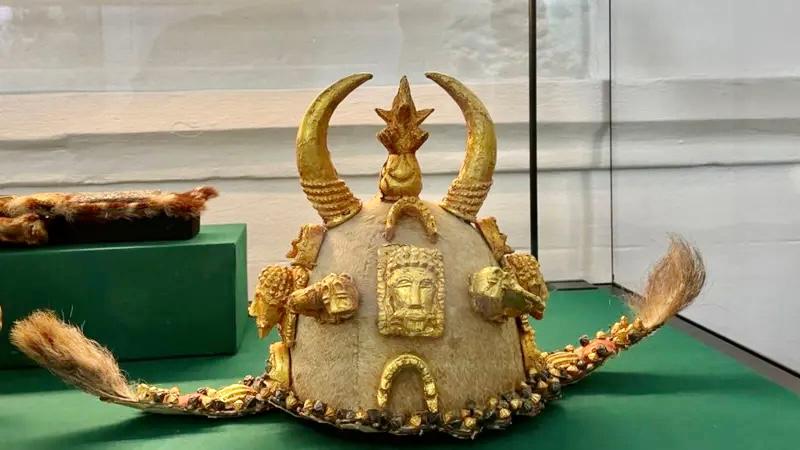A ceremonial cap worn by courtiers at coronations is among the items now on display in Kumasi